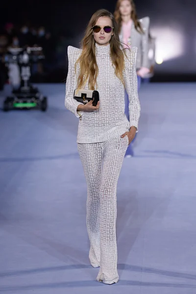 Look 73